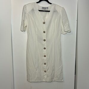 Vintage Caroline Wells White Button-Down Dress